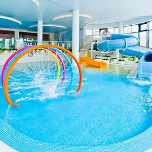  Apartment Aqua Apartments-aqua Park No Limit, Parking